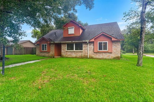 5000 Cedar Creek Dr, Dickinson, TX, 77539-7007 | Card Image