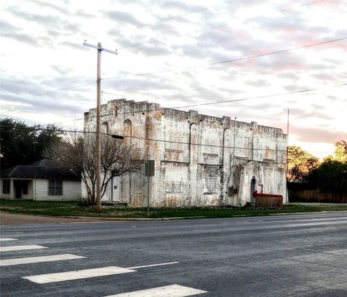 601 S Chester St, Falfurrias, TX, 78355 | Card Image