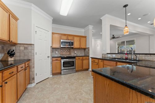 10137 Chestnut Dr, Baton Rouge, LA, 70809 | Card Image