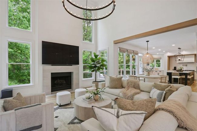 110 Valley Summit Ct, House other with 5 bedrooms, 5 bathrooms and 3 parking in Roswell GA | Image 10