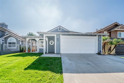 14721 Weeping Willow Ln, Fontana, CA, 92337-0413 | Card Image