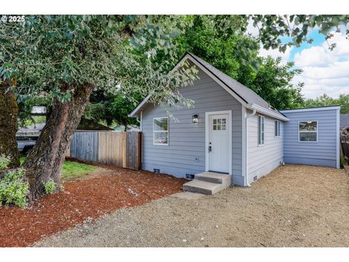 125 Ne Balm St, Sheridan, OR, 97378-1502 | Card Image