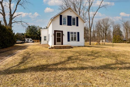 30060 W Bothwell Rd, Bothwell, ON, N0P1C0 | Card Image