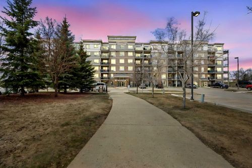 118-136D Sandpiper Rd, Fort Mcmurray, AB, T9K0J7 | Card Image