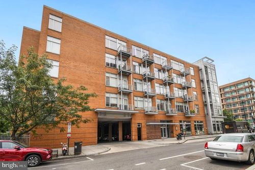 506-1390 V St Nw, WASHINGTON, DC, 20009-8340 | Card Image