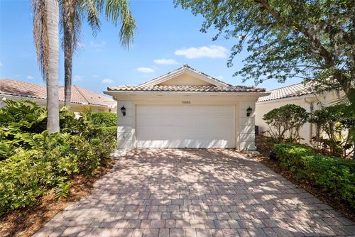 5860 Helicon Pl, SARASOTA, FL, 34238-4726 | Card Image