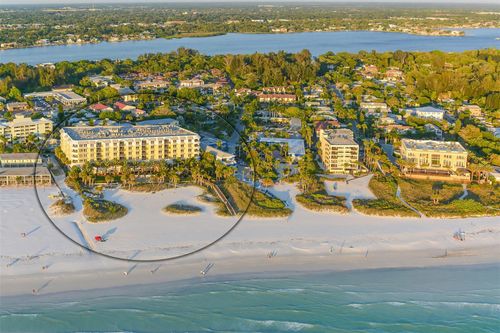402-weeks-10-13-915 Seaside Dr, SARASOTA, FL, 34242-2575 | Card Image