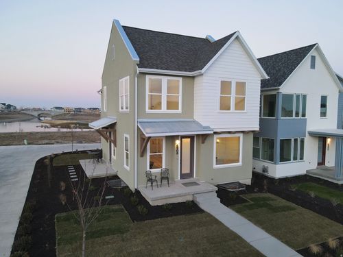 214-6908 W Lake Ave, South Jordan, UT, 84009-1912 | Card Image