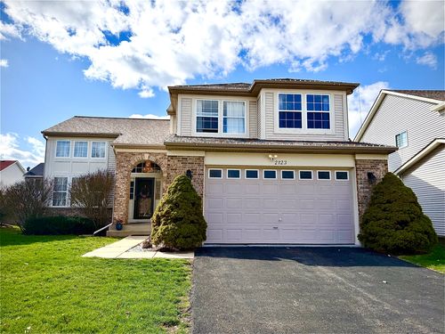 2123 Skylane Dr, Naperville, IL, 60564-9477 | Card Image