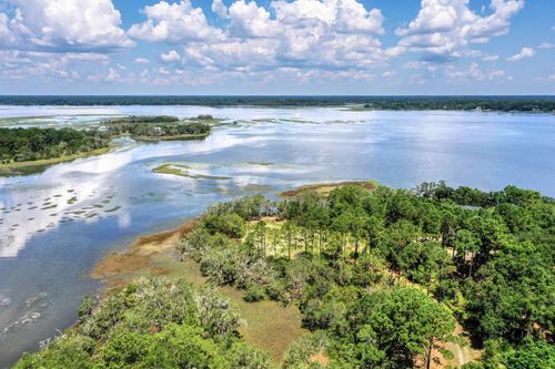 6258 Josie Ridge Rd, Wadmalaw Island, SC, 29487-6841 | Card Image