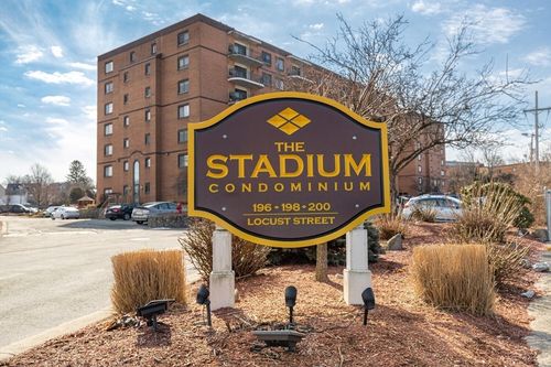 apt-706-200 Locust St, Lynn, MA, 01904-2953 | Card Image