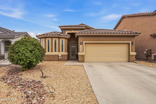 13558 Lawkland St, Horizon City, TX, 79928-7333 | Card Image