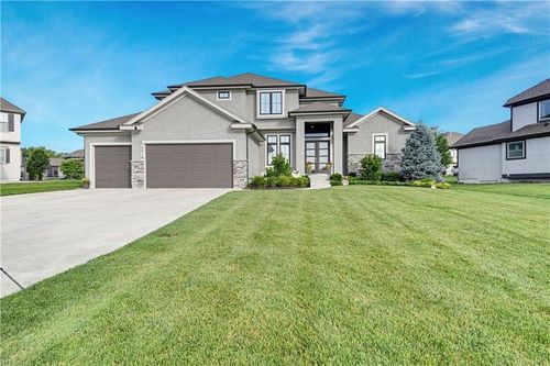 15716 Canterbury St, Overland Park, KS, 66224-5936 | Card Image