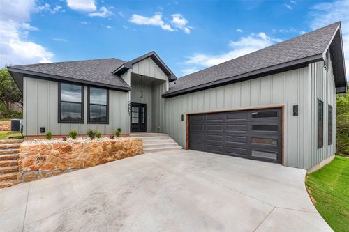 2201 Christine Dr, Granbury, TX, 76048-6436 | Card Image
