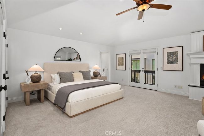 411 Snug Harbor Rd, House other with 5 bedrooms, 5 bathrooms and 3 parking in Newport Beach CA | Image 43