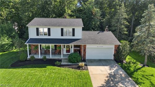 6155 Norwood Dr, Mentor, OH, 44060-2148 | Card Image