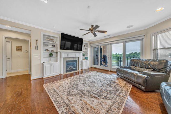 100 Bridgewater Pointe Place #401 (13) | Image 5