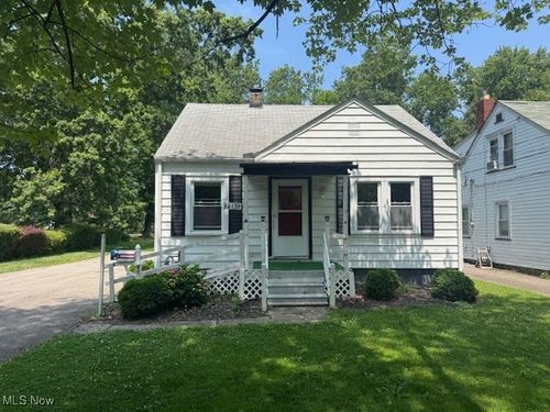34139 Beach Park Ave, Eastlake, OH, 44095-2429 | Card Image