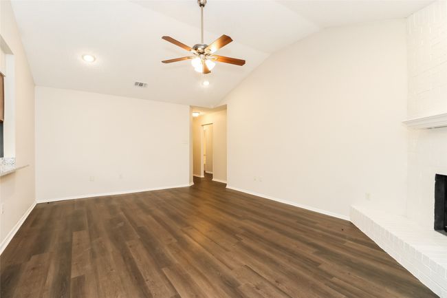 520 Allencrest Dr, House other with 3 bedrooms, 2 bathrooms and null parking in White Settlement TX | Image 4