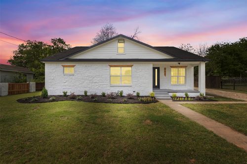 215 Glenview St, Dallas, TX, 75217-7029 | Card Image