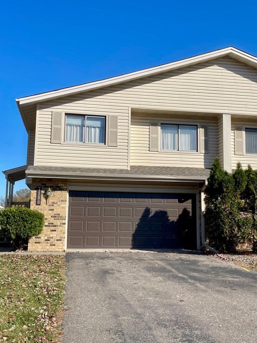 7180 Unity Ave N, Brooklyn Center, MN, 55429-1275 | Card Image