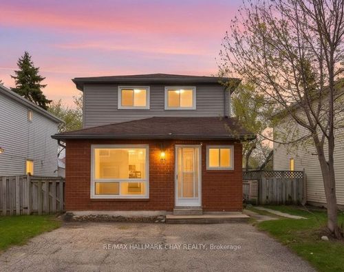 61 Corbett Dr, Barrie, ON, L4M5V6 | Card Image