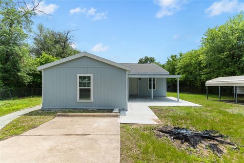 9573 Silvey St, Quinlan, TX, 75474-3724 | Card Image
