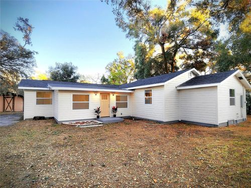 8917 N Highland Ave, Tampa, FL, 33604-1334 | Card Image