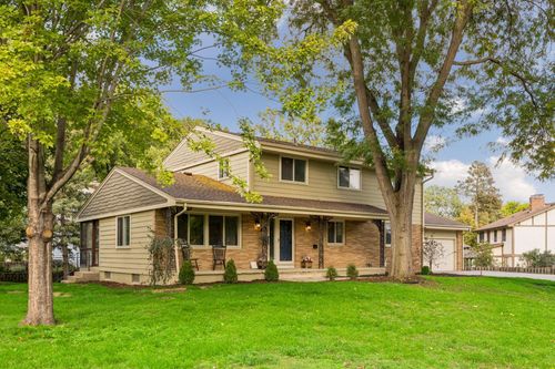 1525 Saint Croix Cir, Golden Valley, MN, 55422-4521 | Card Image