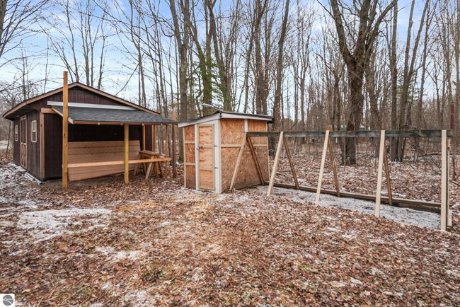 9341 W M 115, House other with 1 bedrooms, 1 bathrooms and null parking in Mesick MI | Image 38