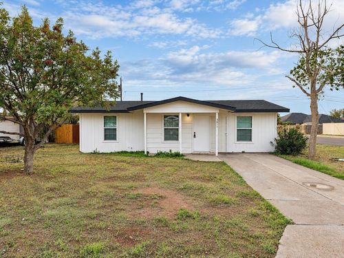 3811 Cedar Spring Dr, Midland, TX, 79703-6415 | Card Image