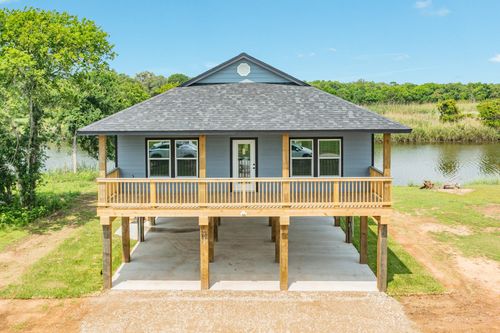 1738 Duncan Dr, Oyster Creek, TX, 77541-8809 | Card Image