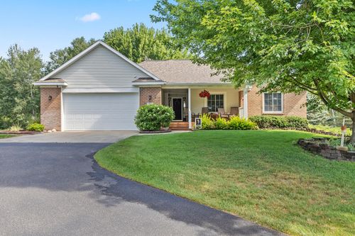 711 Cedar Pines Dr, Sparta, MI, 49345-8214 | Card Image