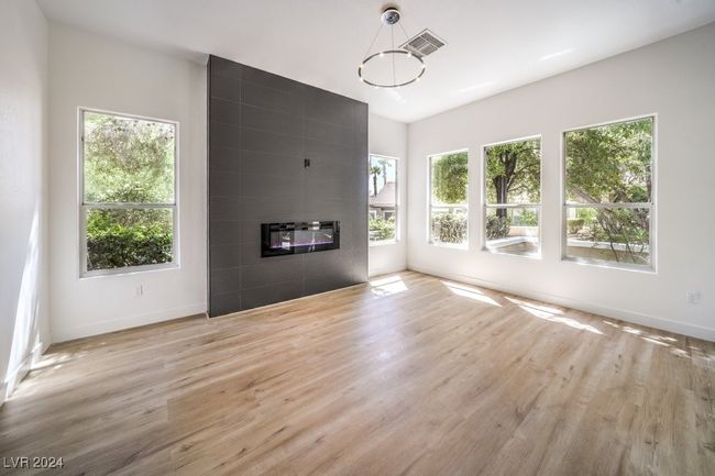 UNIT-101 - 1900 Summer Pine Ct, Townhouse with 3 bedrooms, 3 bathrooms and null parking in Las Vegas NV | Image 8