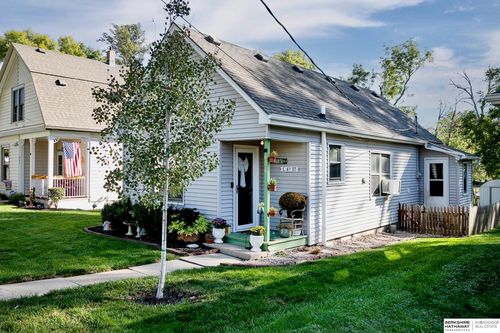 604 4th St, Yutan, NE, 68073-3084 | Card Image