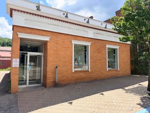 36 N Main St, Alfred, NY, 14802-1011 | Card Image