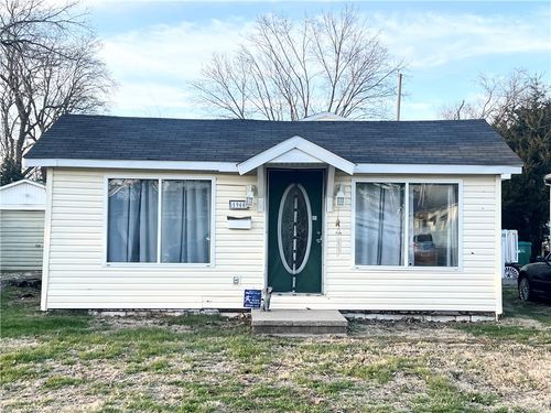 1960 W Cushing Street, Decatur, IL, 62526 | Card Image