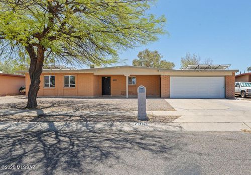 7352 E Tamara Dr, Tucson, AZ, 85730-1764 | Card Image