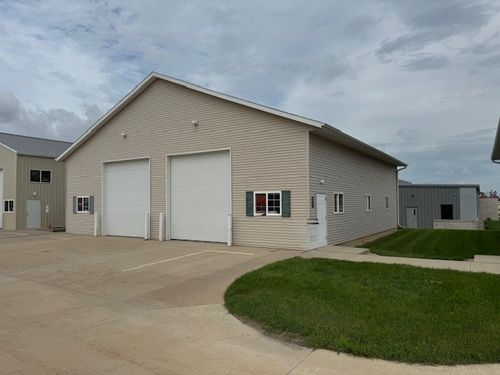 ste-b-1178 Capital Dr Sw, Cedar Rapids, IA, 52404-9197 | Card Image