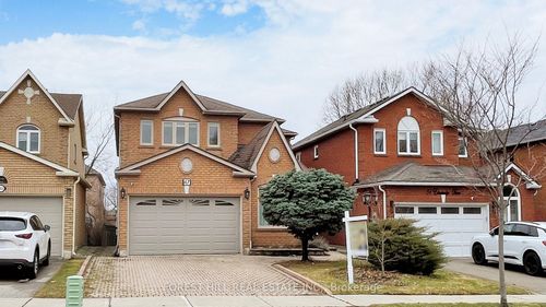 47 Edenbridge Dr, Thornhill, ON, L4J7V1 | Card Image