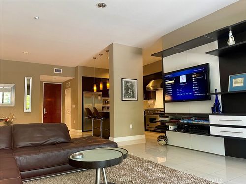 118-402 Rockefeller, Irvine, CA, 92612-8114 | Card Image
