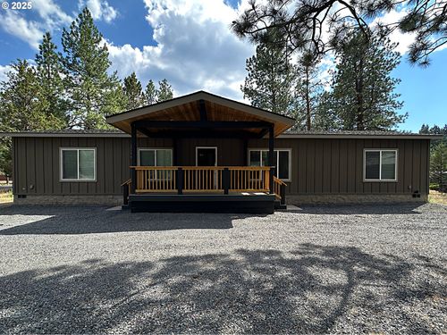 61170 Chuckanut Dr, Bend, OR, 97702-9061 | Card Image