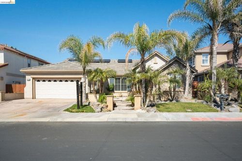 6956 New Melones Cir, Discovery Bay, CA, 94505-2636 | Card Image