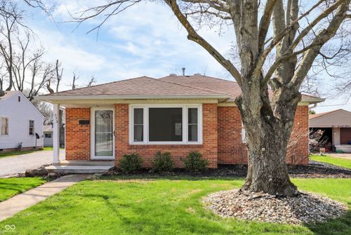 533 E College Ave, Brownsburg, IN, 46112-1441 | Card Image