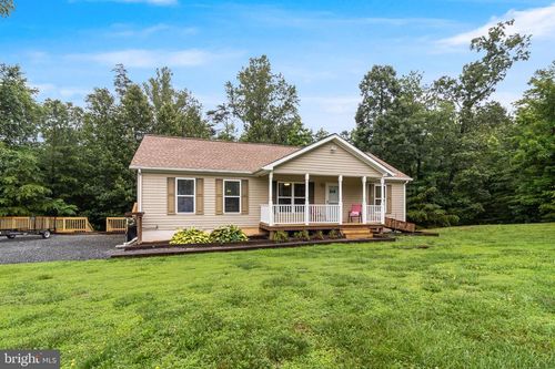 13041 Lilac Way, King George, VA, 22485-4242 | Card Image