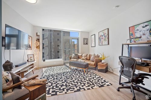 apt-708-35 E 100 S, Salt Lake City, UT, 84111-1962 | Card Image