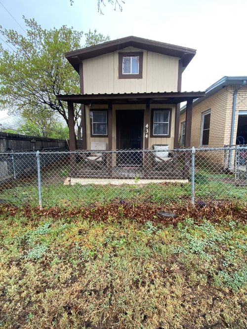 434 E North 20th St, Abilene, TX, 79601-3202 | Card Image