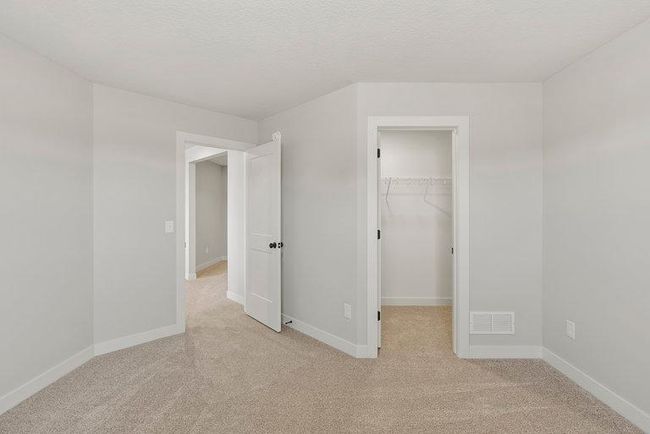 **Photos of Similar Home** | Image 32