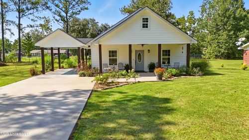 2620 Jackson Landing Rd, Picayune, MS, 39466-4946 | Card Image