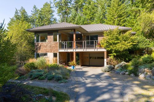 1754 Frances Walk, Bowen Island, BC, V0N1G2 | Card Image